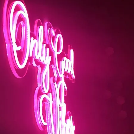 Binariouno Couette-café 4*