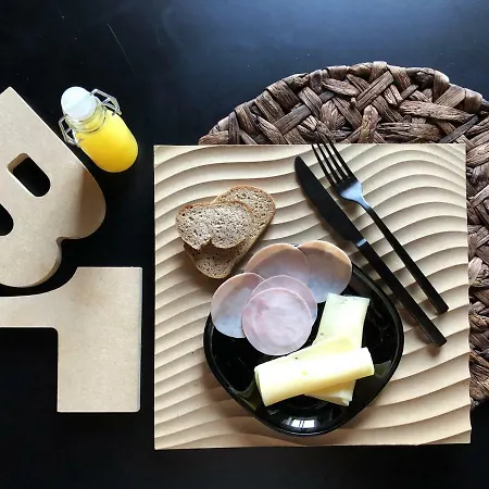 Binariouno Couette-café 4*