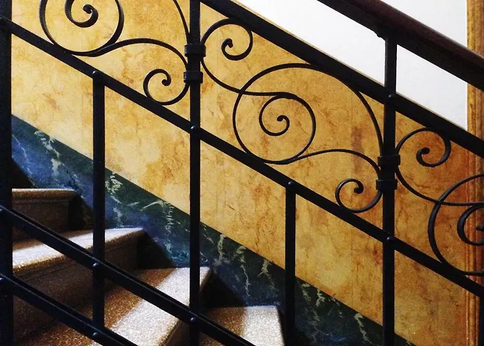 住宿加早餐酒店 Binariouno